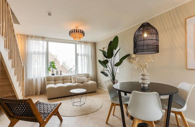 Suite in Vrouwenpolder near North Sea Beach