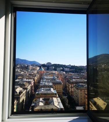 Suite Lambruschini central with top city view - Free covered parking