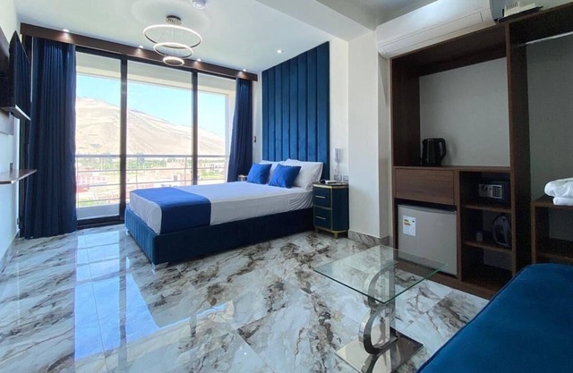 Suite Con Jacuzzi Vista al Jardin