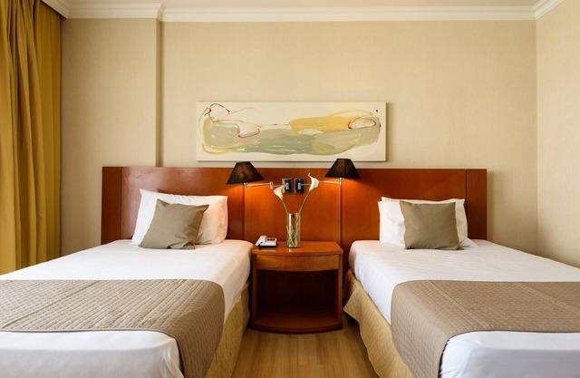 Suite, pool and gym | BPremium T2