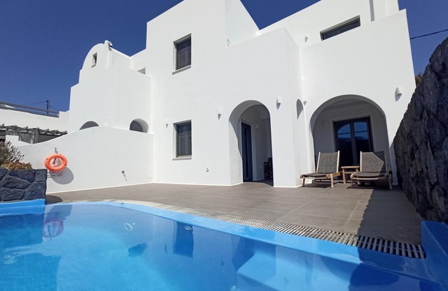 Suite Private Pool Arethousa