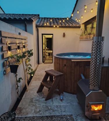 Suite romantique avec jacuzzi privatif