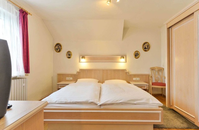 Suite shower/WC - Gasthof Zur Sonne