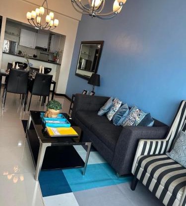 Suites de Marina Manila with Netflix