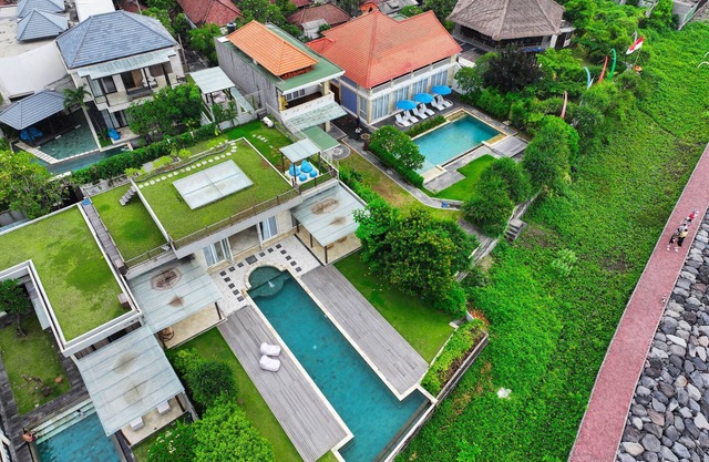 Sukawati Beachfront 2BDR Villa Sahadewa Private Pool Equipped Kitchen Free Wifi