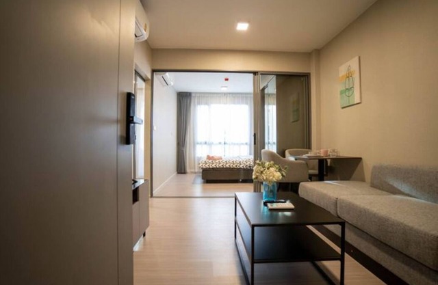 Sukhumvit 39/BTS Phrom Phong/Lady Shopping Mall