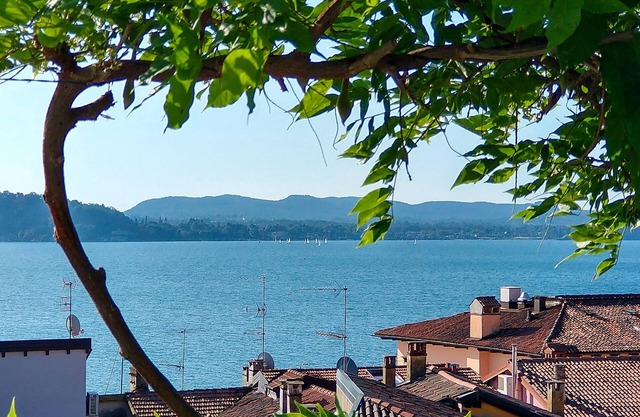 Sulá - Stunning lake view, with patio and piano