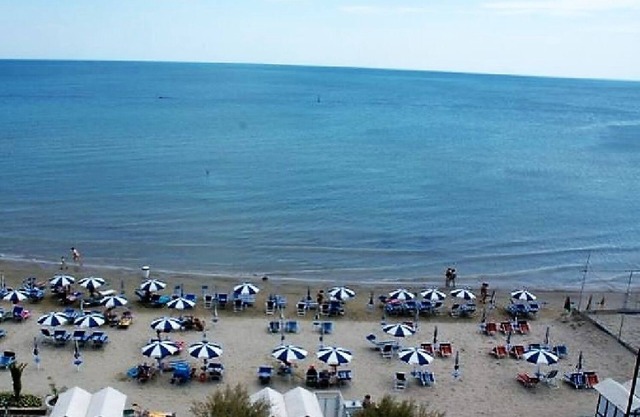Summer apartment in Marotta 50 meters from the sea