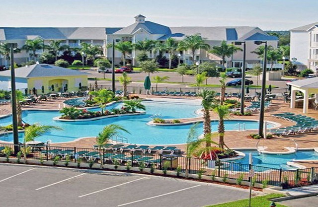 Summer Bay Resort 1br suite, Saturday check-in