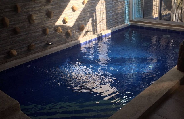 Summer house with private pool