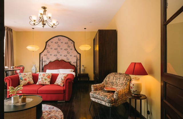 summer palace, 170m2,3 bedrooms, city center!
