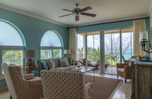 Summer Promotion: August 1 - October 31st/15% Off! Book Now!