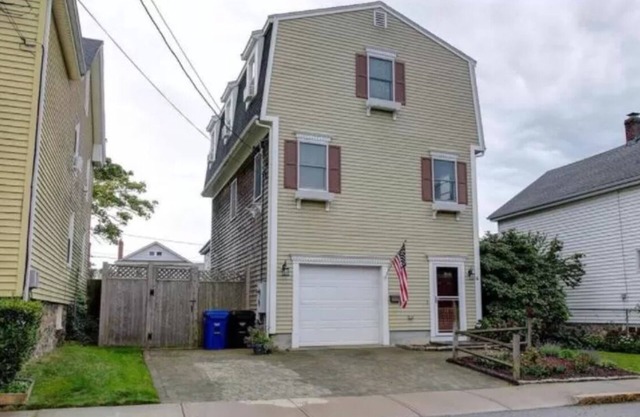 *SUMMER RENTAL* Gorgeous, furnished 3 bedroom 1.5 bath w/garage & private deck