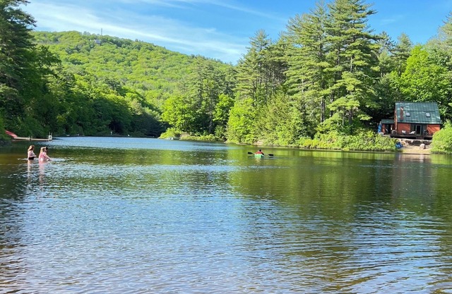Summer Retreat in the White Mountains; Private Lakes & Hiking.