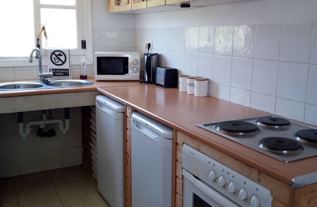 Summer Rooms - Close to Caminito Del Rey! Unit within Beautiful, rustic Finca