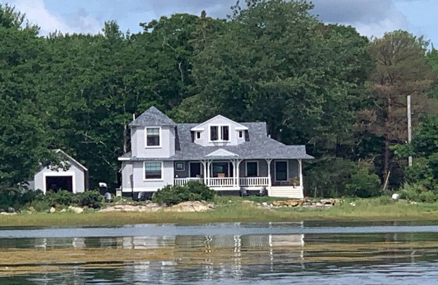 Summer Sale. A Few Prime Weeks Still Available. Exclusive Waterfront Cottage.