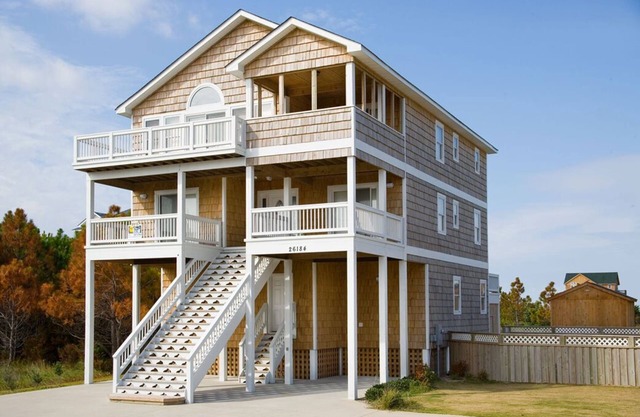 SUMMER SAVINGS Soundside Dog Friendly w/Pool, Hot Tub, Elevator, Cmty Boat Ramp