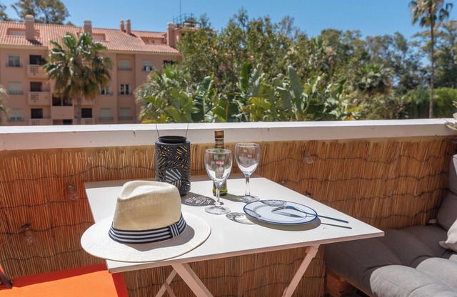 Sun & Beach in Marbella: Perfect Apartment for Remote Work