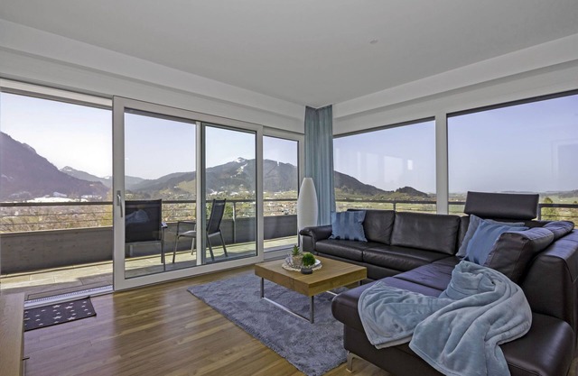 Sun chalet 8