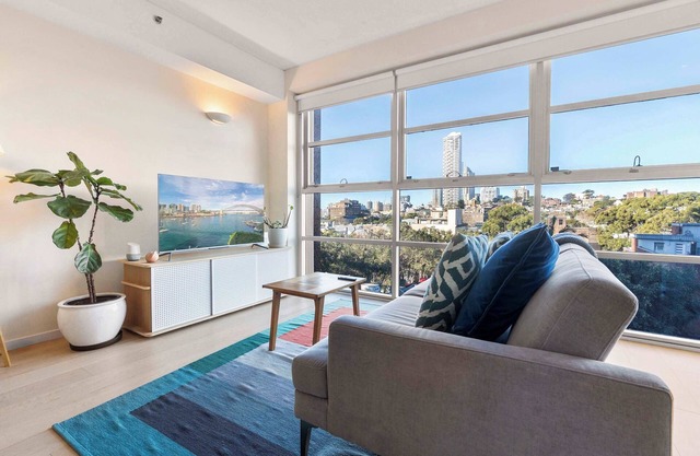 Sun Drenched Apartment in Darlinghurst