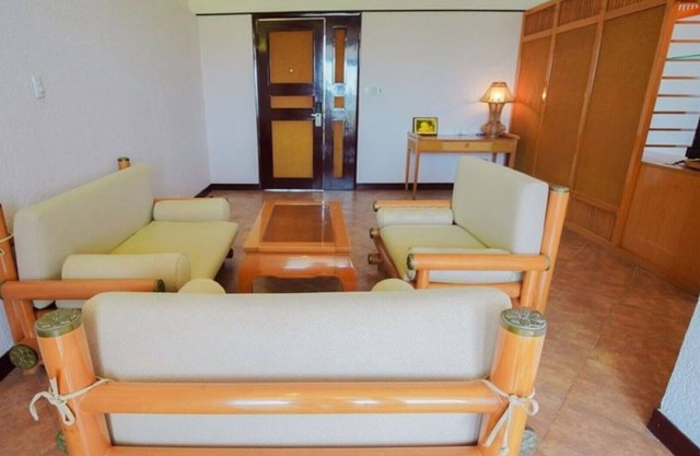 Sun & Sea Resort- Deluxe Unit 1
