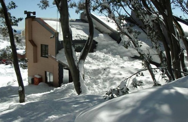 Sun Valley 1A Studio