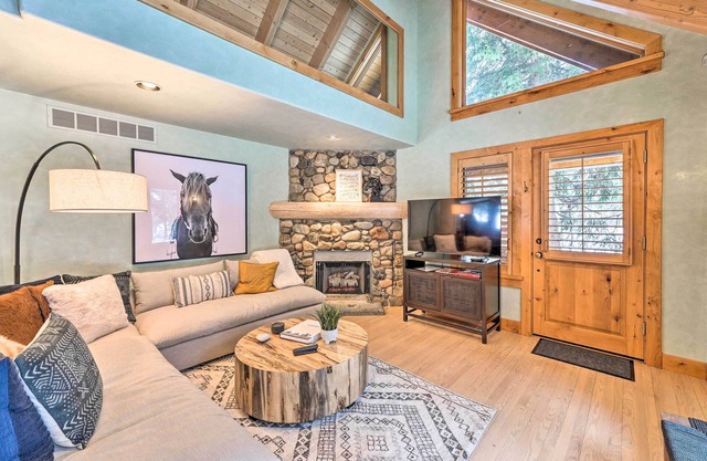 Sun Valley Family House w/Fire Pit & Grill!