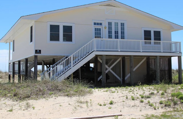 Sundance Cottage by Sea Scape Properties