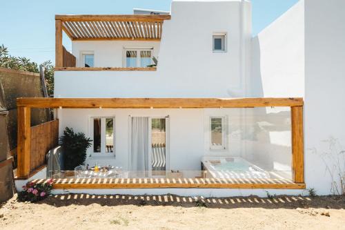 Sunday Luxury Suites
