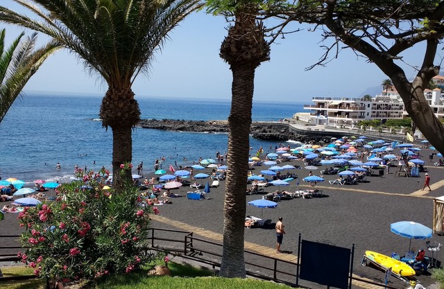 SUNGARDEN, APARTMENT IN PLAYA LA ARENA, 2 MINUTES WALKING FROM THE BEACH