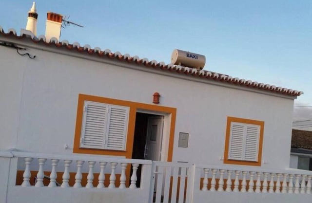 Sunny Aljezur da Viana,