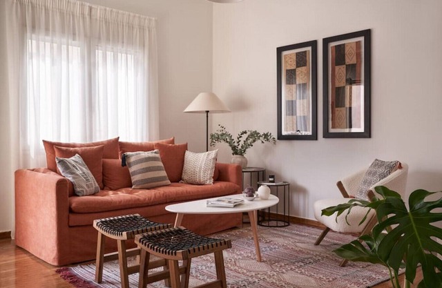 Sunny and Comfy Apartment in Kolonaki