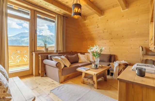 Sunny and spacious apartment in quiet location