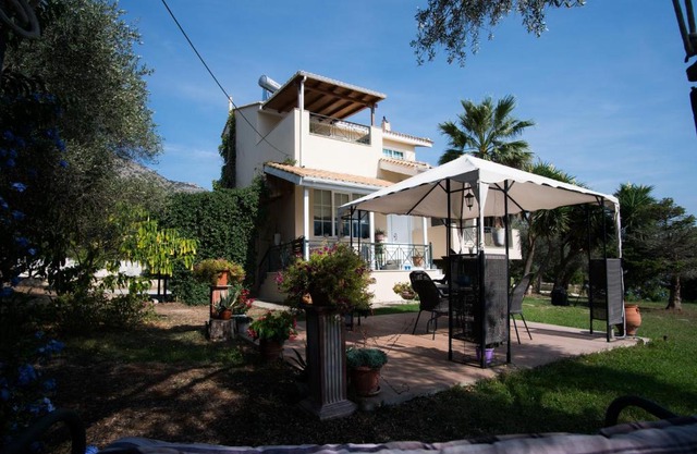 Sunny Garden villa