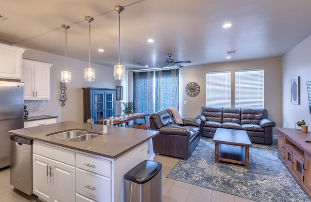 Sunny Ledgeview Retreat at The Ledges Golf Club *Resort Amenities Included!