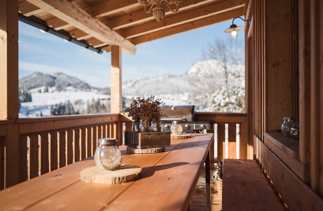 Sunny luxury vacation home in Bad Aussee
