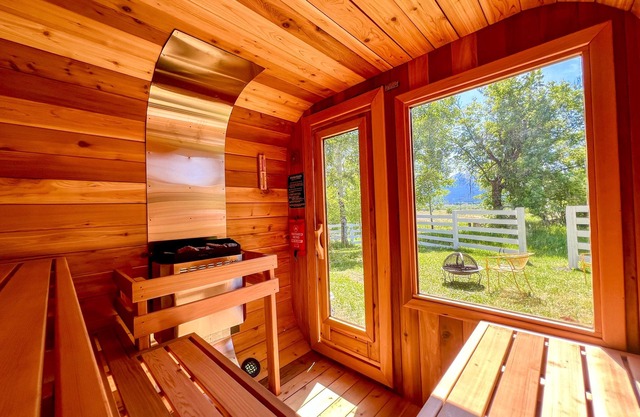 Sunny Mountain Farmhouse with Outdoor Cedar Sauna
