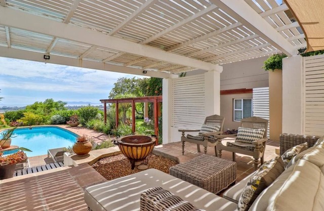 Sunny oasis of well-being in a secure estate