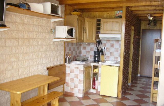 Sunny Studio at the Foot of the Slopes with Balcony