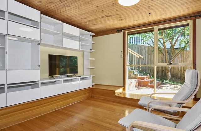 Sunny Suburbia Retreat Decked Out for Fun