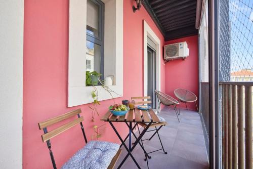 Sunny Terrace T1 Lisbon