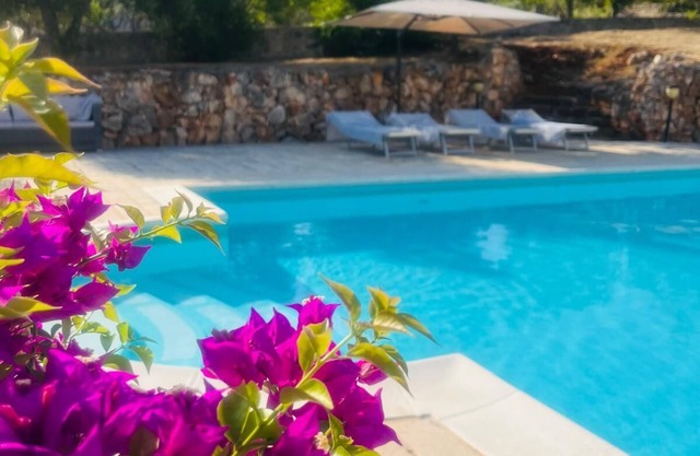 Sunny villa with beautiful private pool in the heart of the Itria Valley