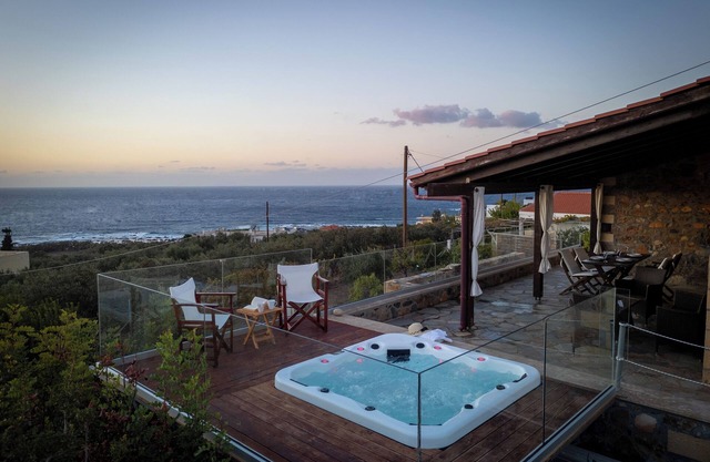 Sunny villa with unique sea view!