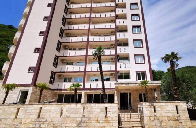 Sunrise apartments Becici