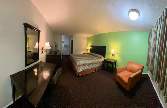 Sunrise Inn