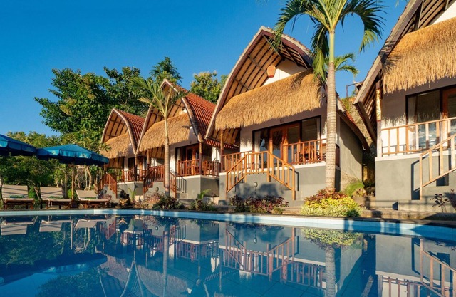 Sunrise Penida Hill (Deluxe Hut Bungalow with Pool that also overlook the Hill)
