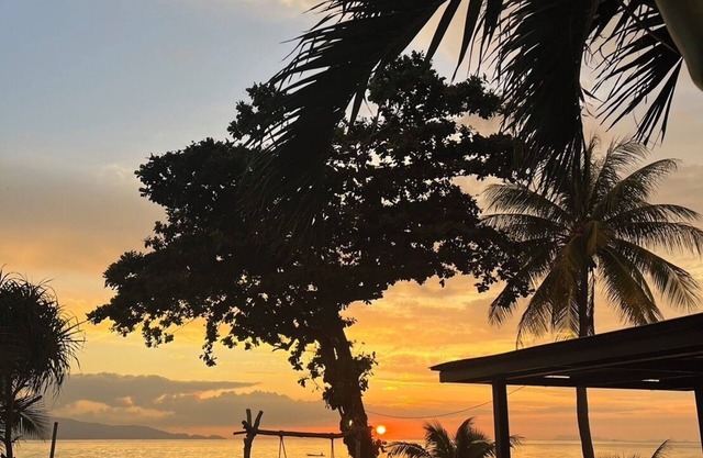 Sunset Beach Villas