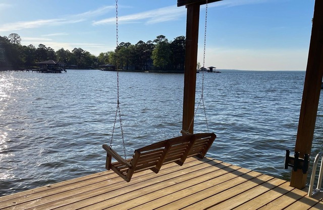 Sunset Cove #1 - Lakefront Retreat, Waterfront with Spectacular Sunset Views!
