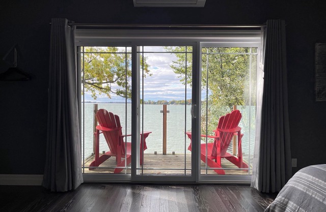 Sunset Escape On Westlake. This B&B offers 2 suites that are rented separately