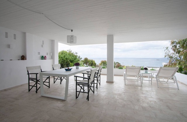 Sunset House - Athens Riviera in Saronida/Anavissos,150m from beach,seavew,pool
